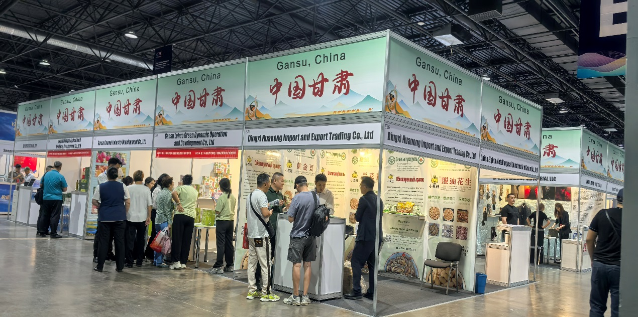 隴星“黑科技”閃耀中哈國(guó)際展，引領(lǐng)中亞采暖新潮流！
