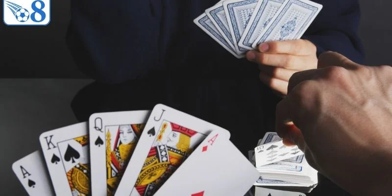 Khám Phá Game Bài Tiến Lên Dành Cho Mọi Hội Viên Tại O8 1 Tìm hiểu đôi nét về game bài tiến lên tại O8